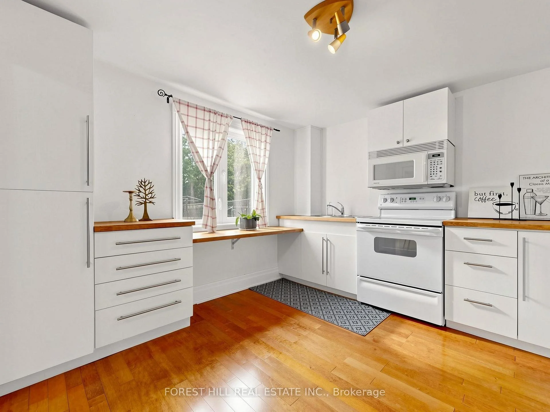 Photo 21 of 49 Grange Drive, Richmond Hill, Jefferson — HOMEH