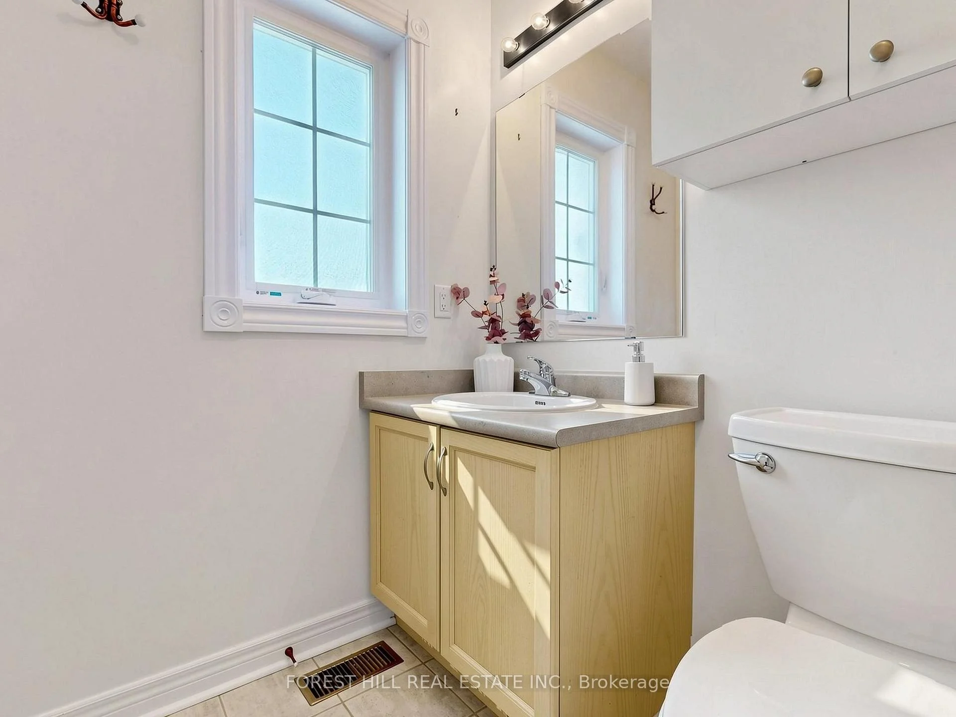 Photo 66 of 49 Grange Drive, Richmond Hill, Jefferson — HOMEH