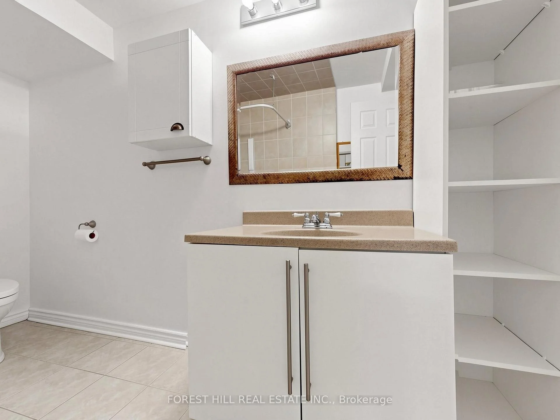 Photo 100 of 49 Grange Drive, Richmond Hill, Jefferson — HOMEH