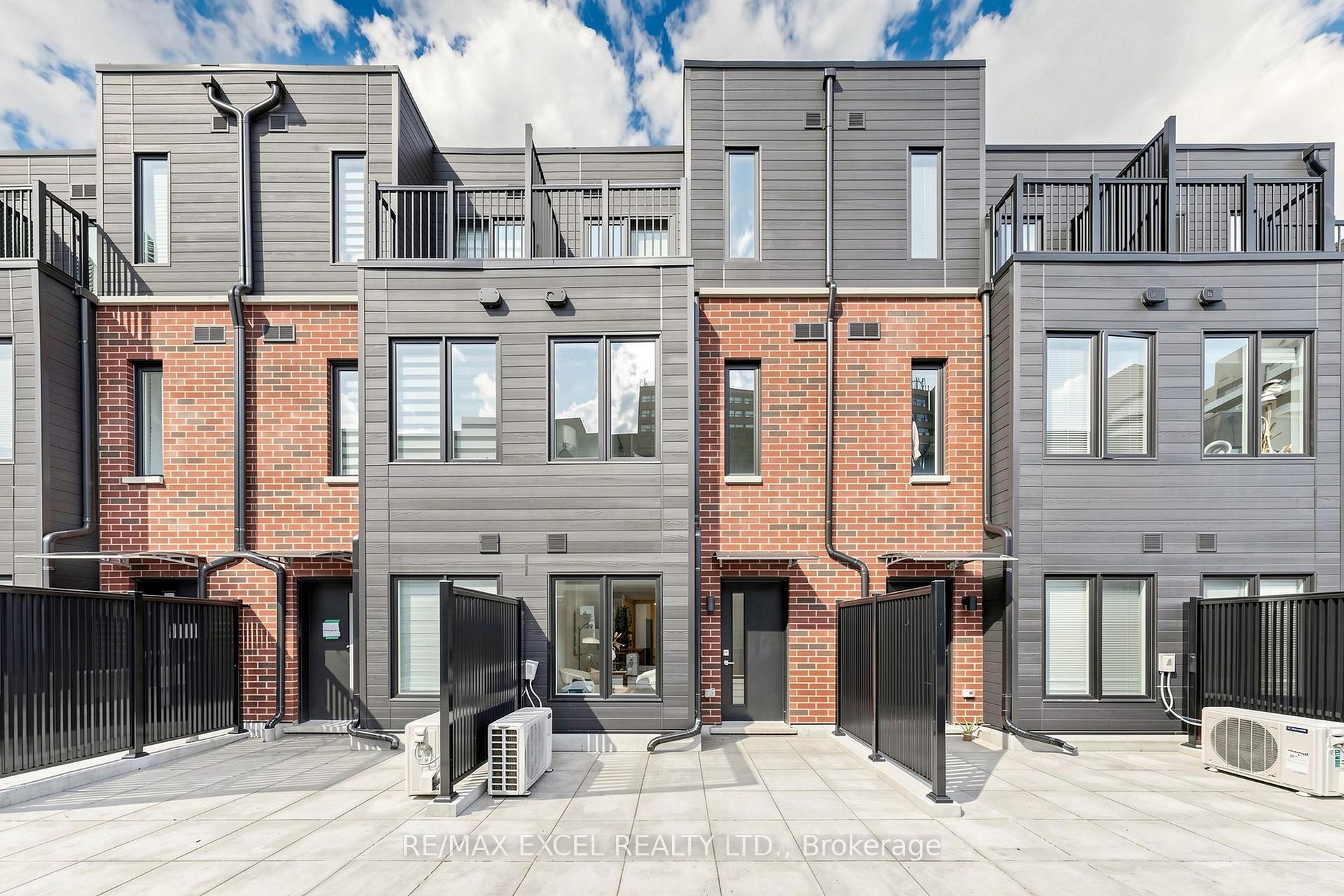Front of Unit 46, 30 Calamint Lane