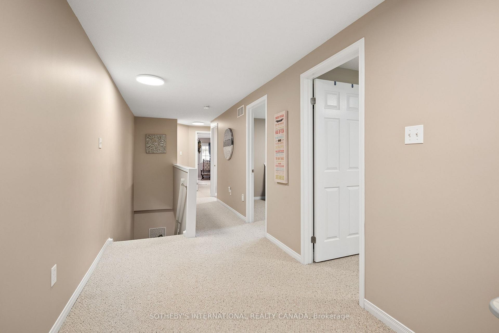 Photo 21 of 131 Upper Mercer Street, Kitchener, Grand River South — HOMEH
