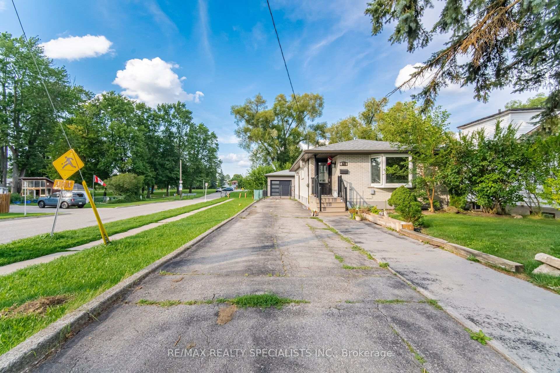 Photo 2 of 60 Elmwood Avenue, Cambridge, Greenway-Chaplin — HOMEH
