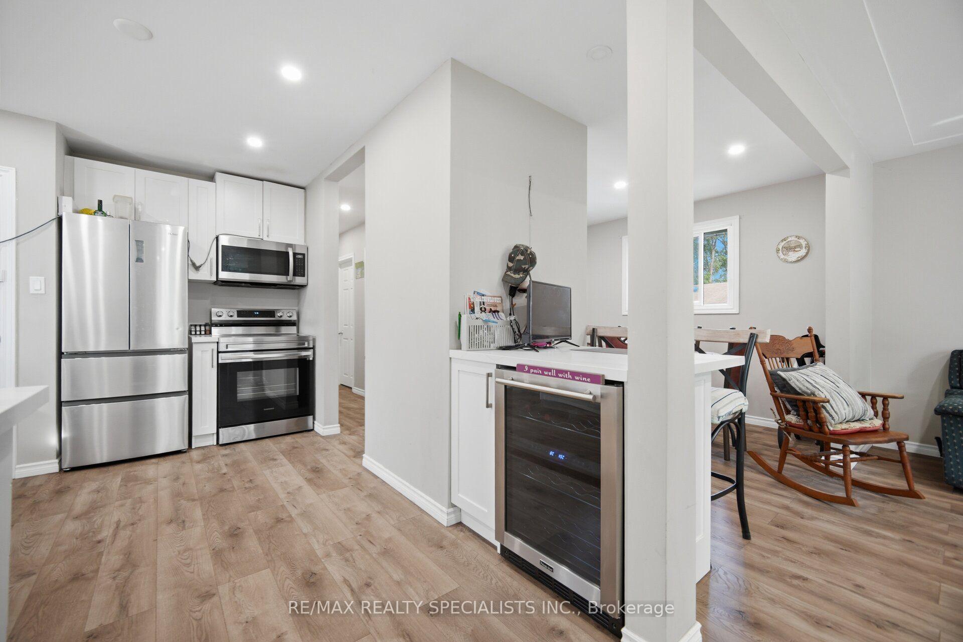Photo 6 of 60 Elmwood Avenue, Cambridge, Greenway-Chaplin — HOMEH