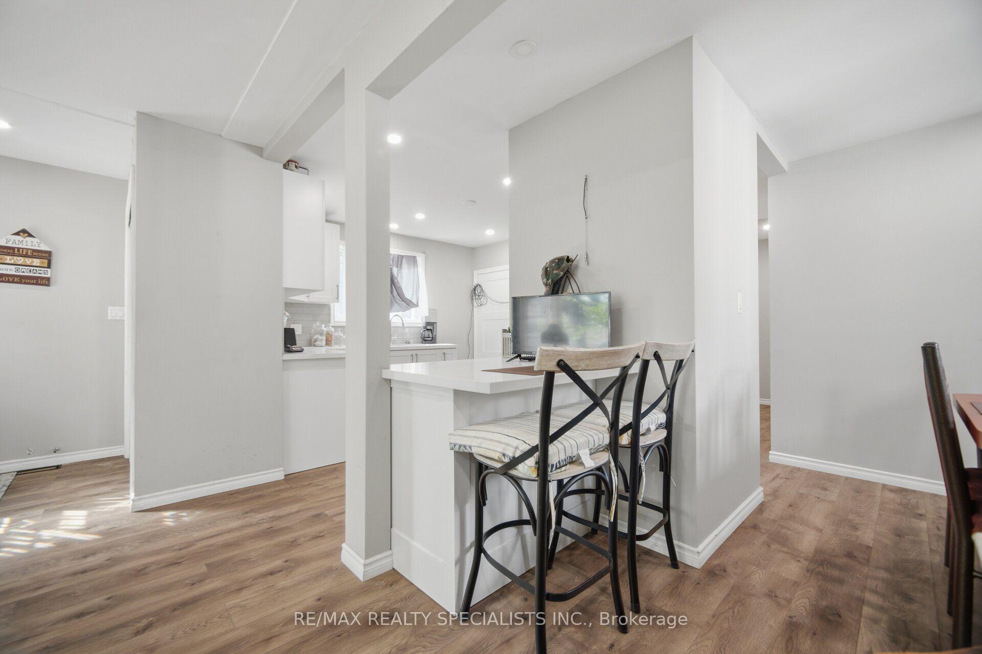 Photo 12 of 60 Elmwood Avenue, Cambridge, Greenway-Chaplin — HOMEH