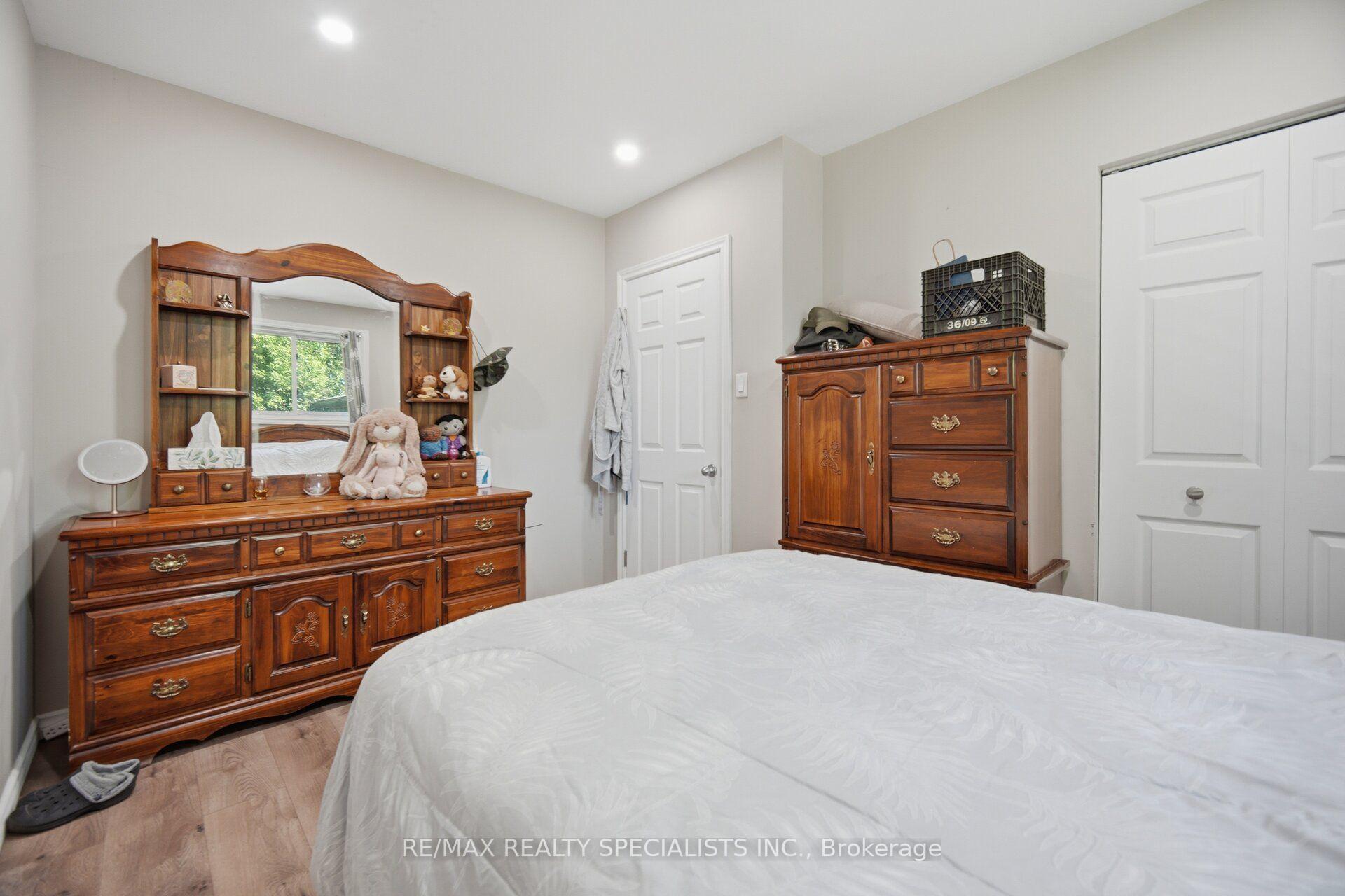 Photo 16 of 60 Elmwood Avenue, Cambridge, Greenway-Chaplin — HOMEH