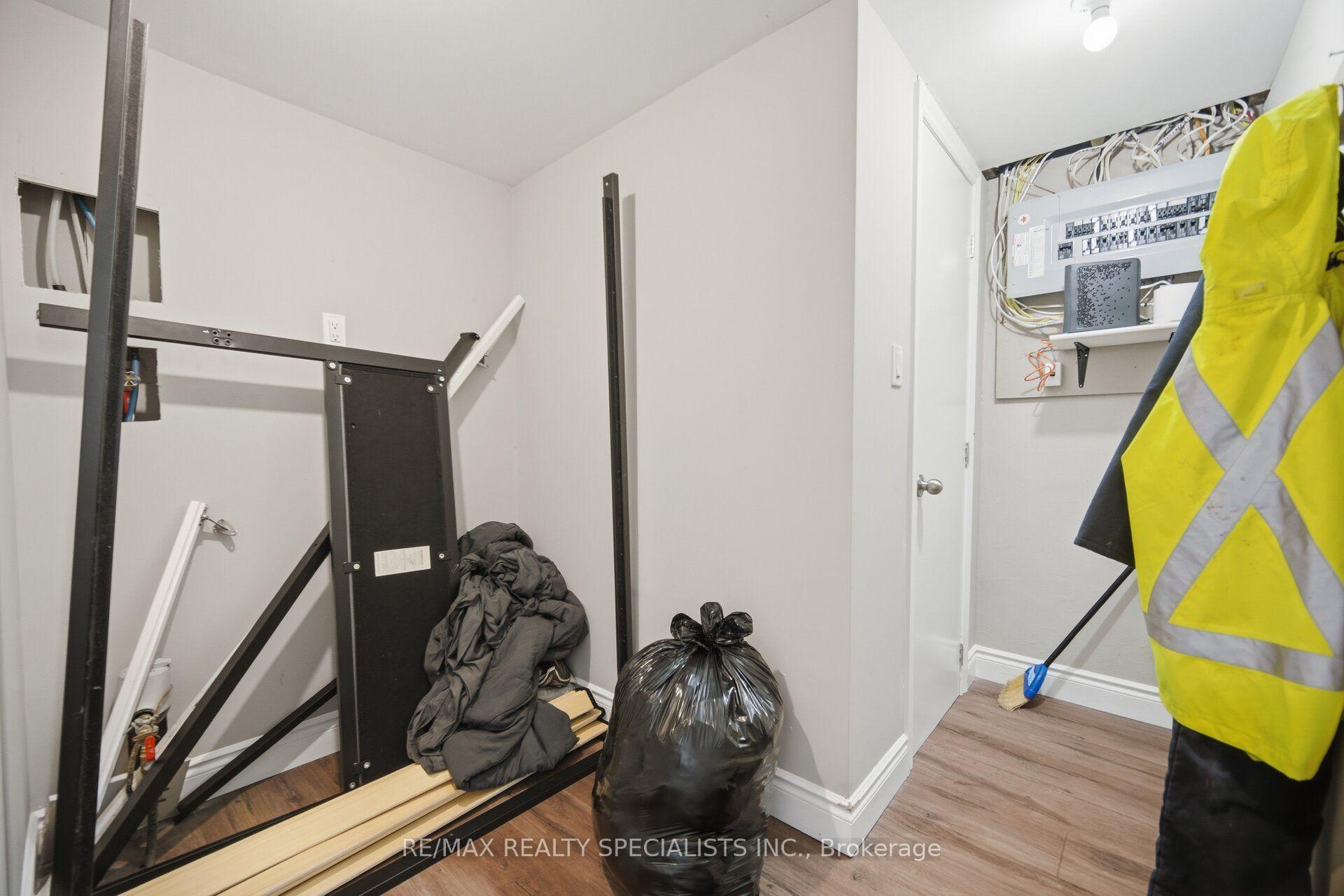 Photo 33 of 60 Elmwood Avenue, Cambridge, Greenway-Chaplin — HOMEH