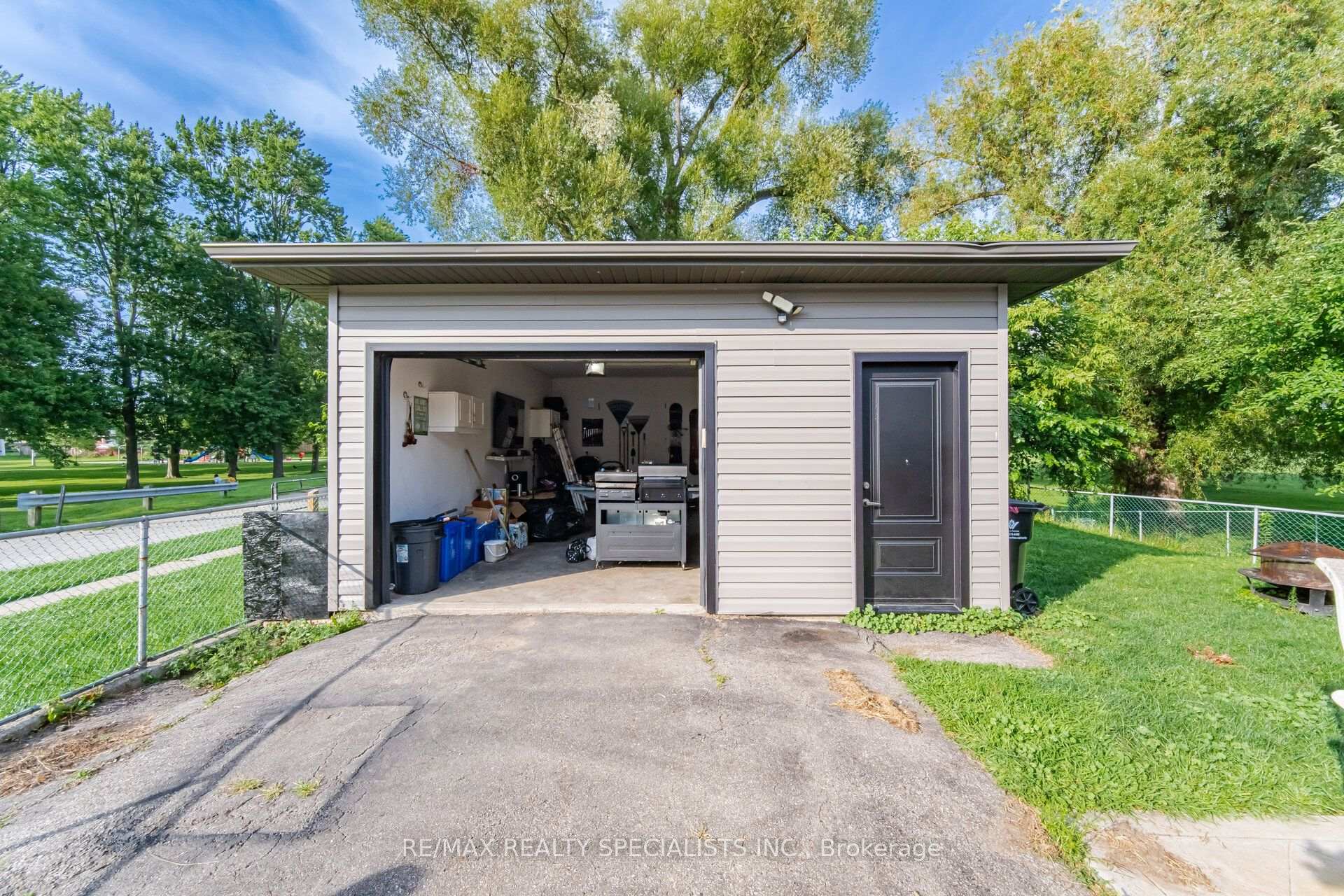 Photo 36 of 60 Elmwood Avenue, Cambridge, Greenway-Chaplin — HOMEH