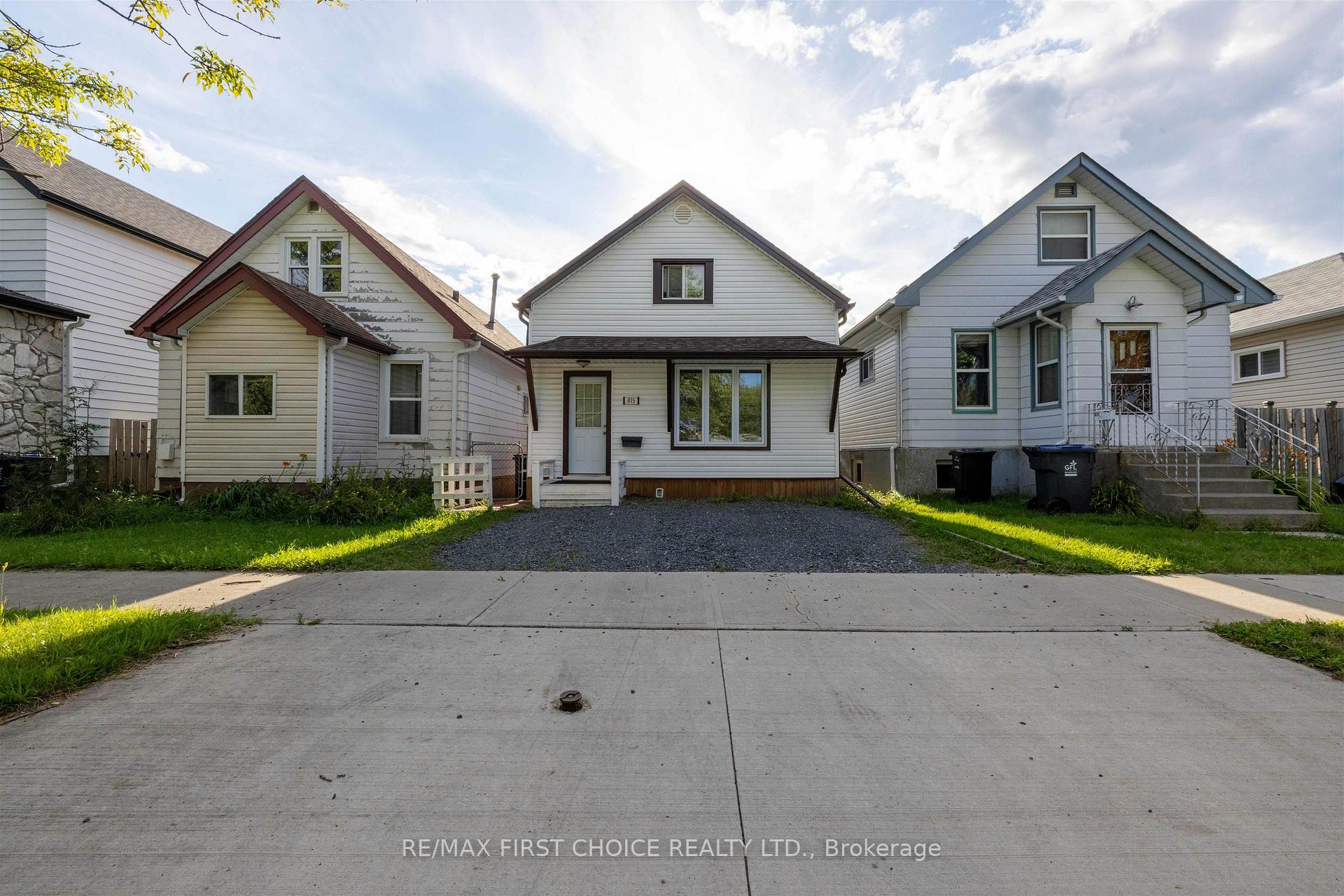 Photo 1 of 815 Minnesota Street, Thunder Bay, East End — HOMEH