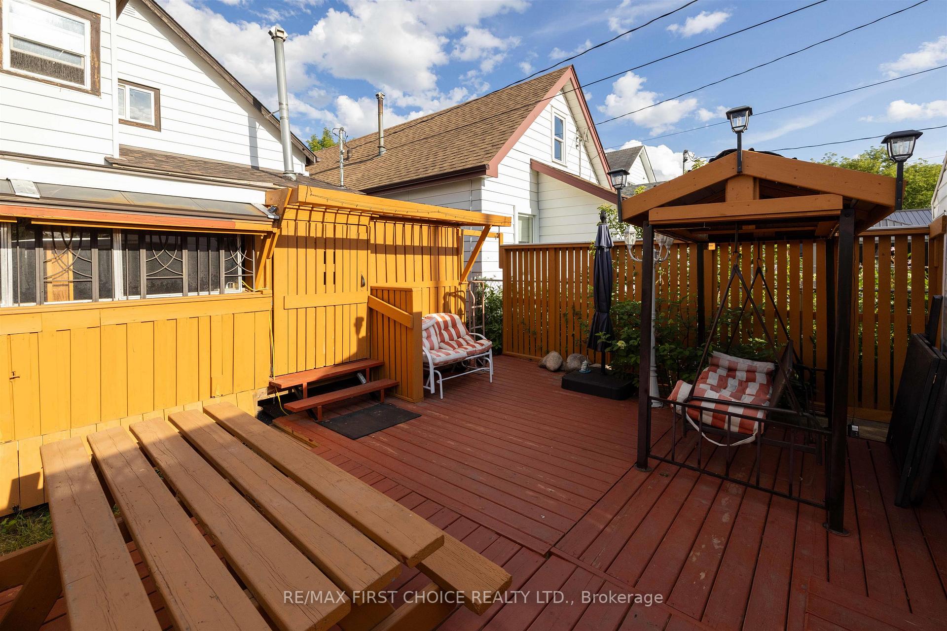 Photo 21 of 815 Minnesota Street, Thunder Bay, East End — HOMEH