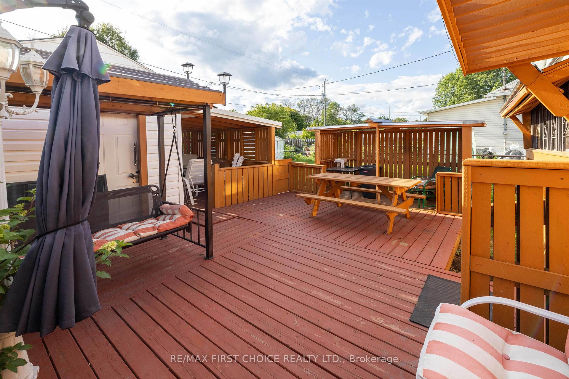 Photo 23 of 815 Minnesota Street, Thunder Bay, East End — HOMEH
