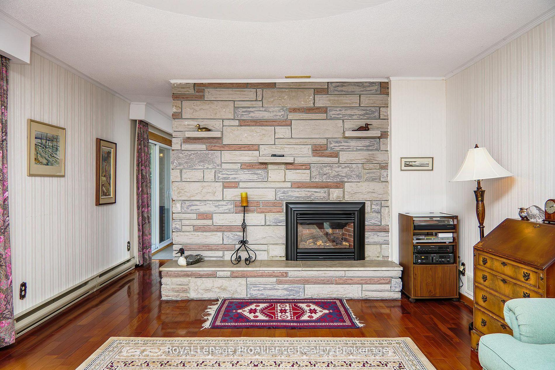 Photo 14 of 95 Baylea Drive, Quinte West, Sidney Ward — HOMEH