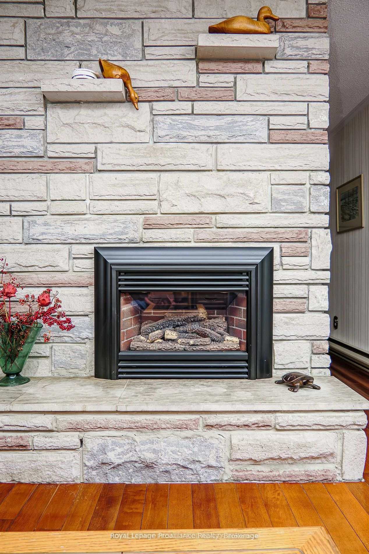 Photo 25 of 95 Baylea Drive, Quinte West, Sidney Ward — HOMEH