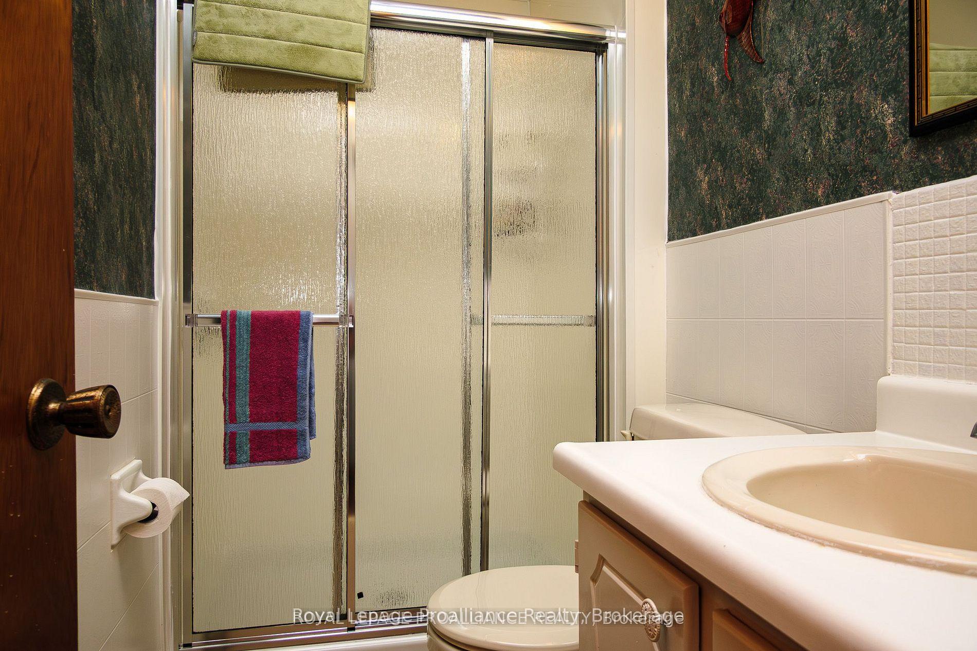 Photo 32 of 95 Baylea Drive, Quinte West, Sidney Ward — HOMEH