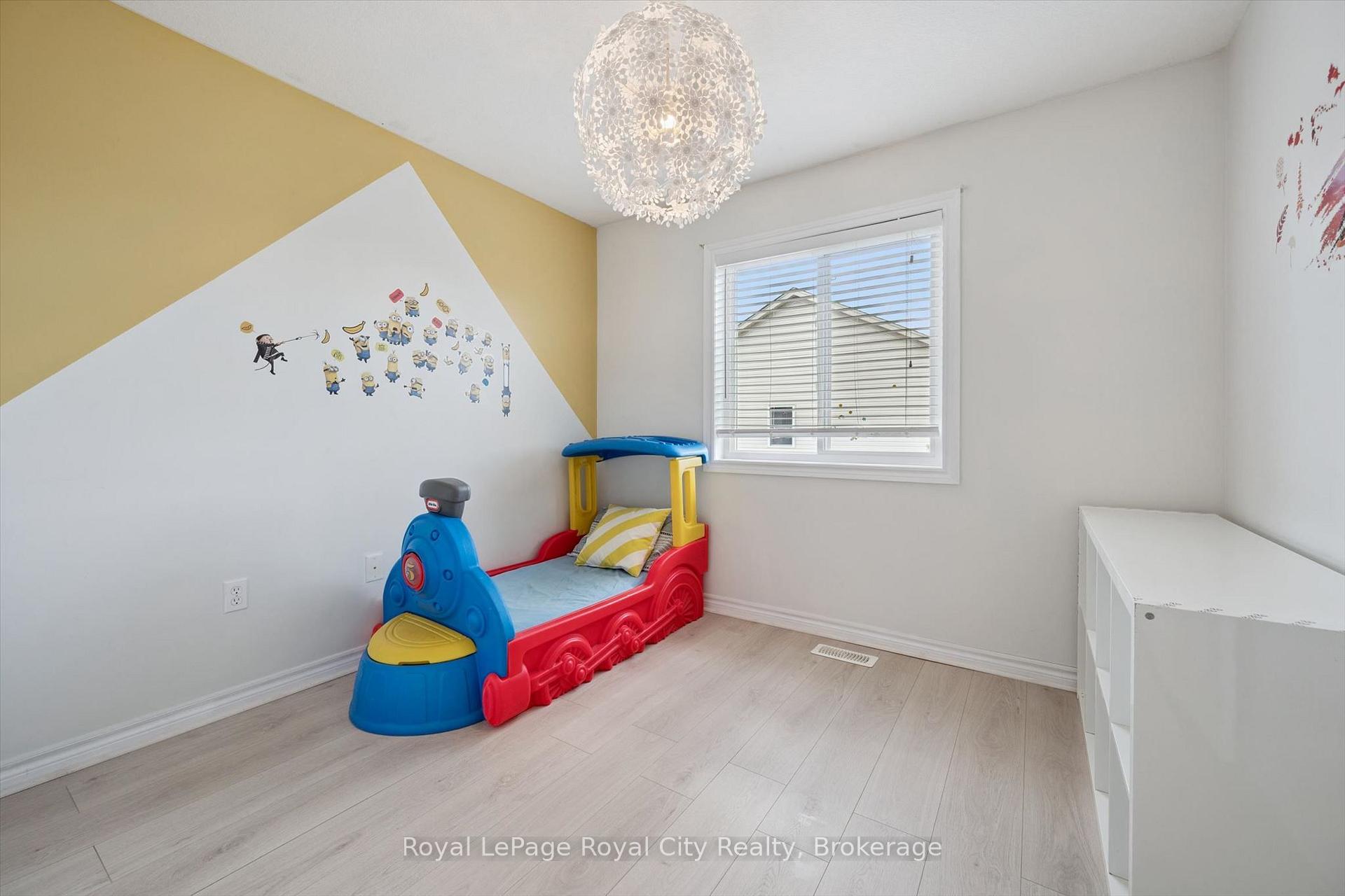 Photo 23 of 58 Wilkie Crescent, Guelph, Pineridge/Westminster Woods — HOMEH