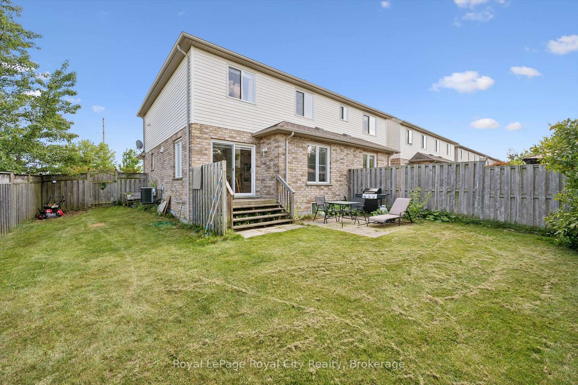 Photo 29 of 58 Wilkie Crescent, Guelph, Pineridge/Westminster Woods — HOMEH