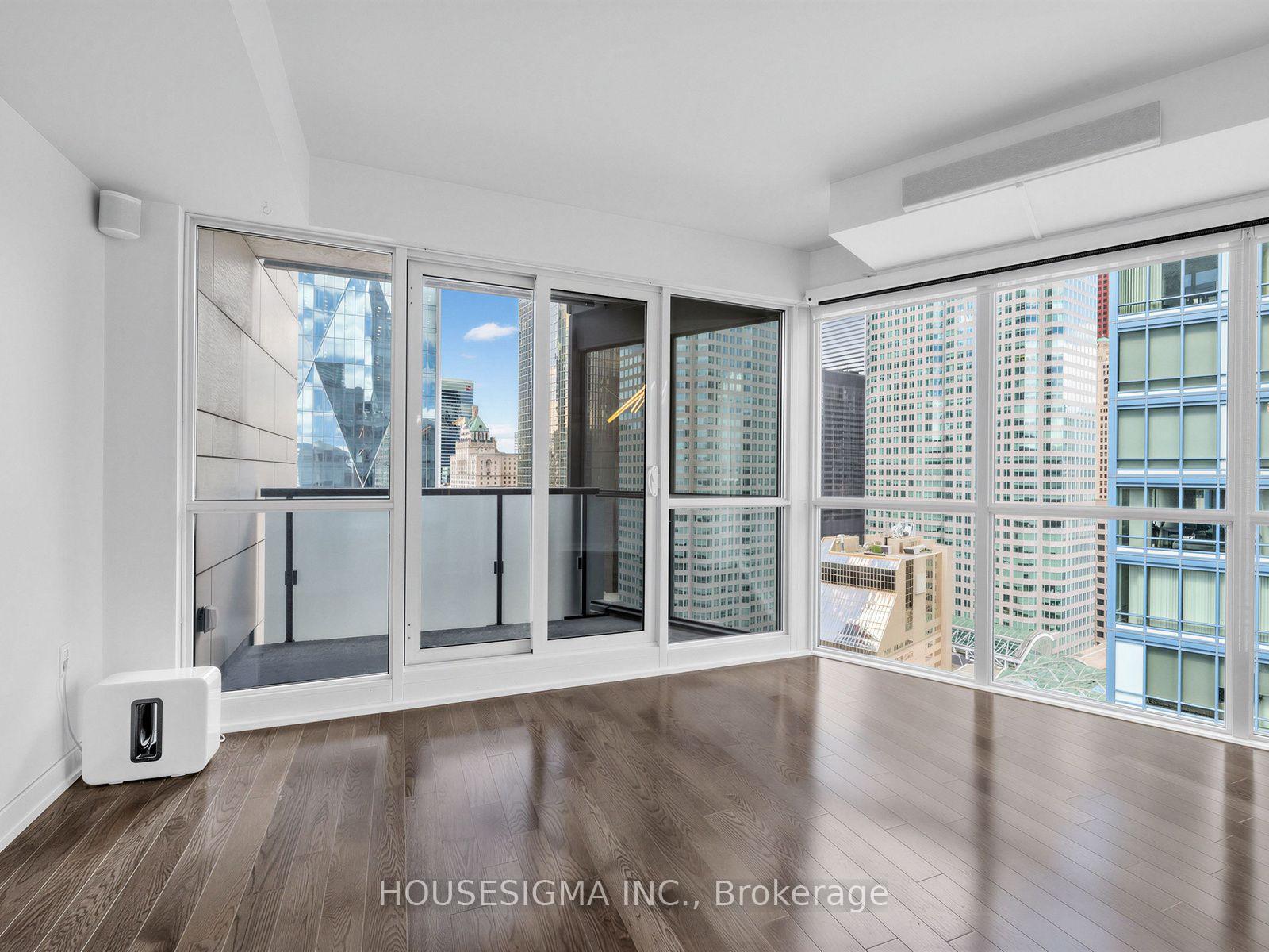 Photo 6 of Unit 2504, 1 The Esplanade Drive, Toronto, Waterfront Communities — HOMEH