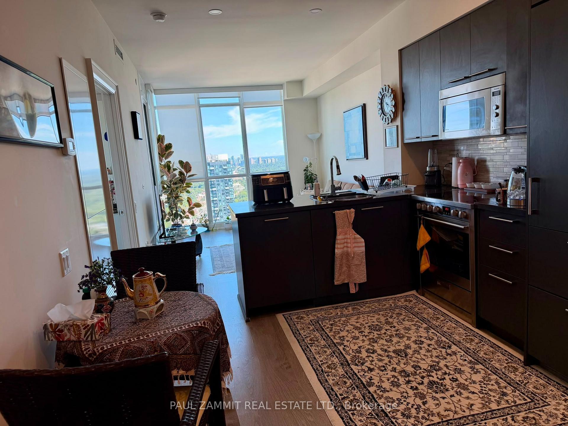 Photo 16 of Unit PH05, 30 Roehampton Avenue, Toronto, Mount Pleasant West — HOMEH