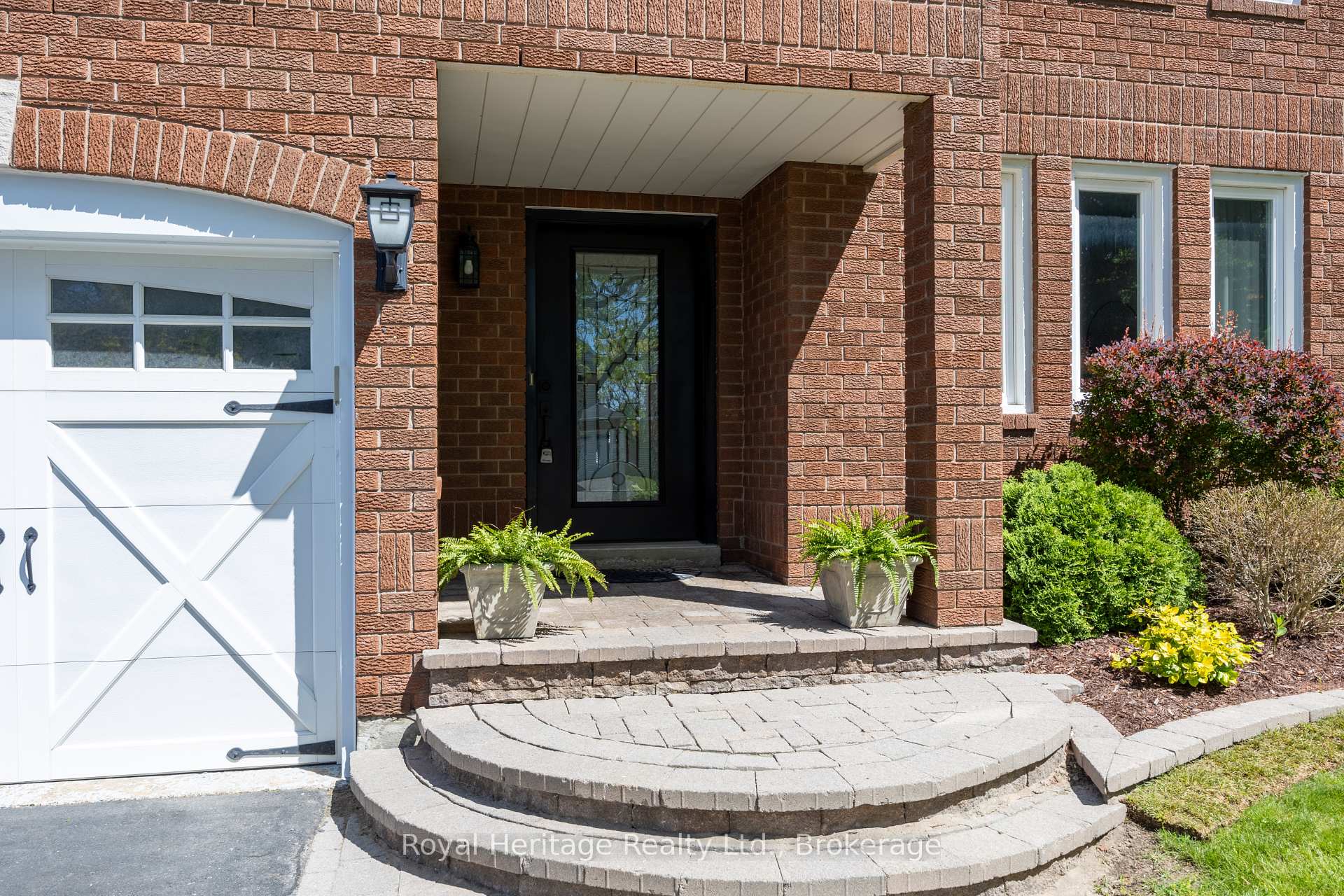 Photo 6 of 16 Donald Wilson Street, Whitby, Rolling Acres — HOMEH