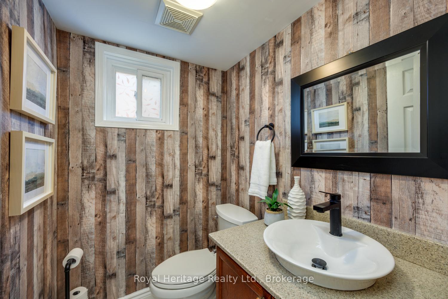 Photo 26 of 16 Donald Wilson Street, Whitby, Rolling Acres — HOMEH