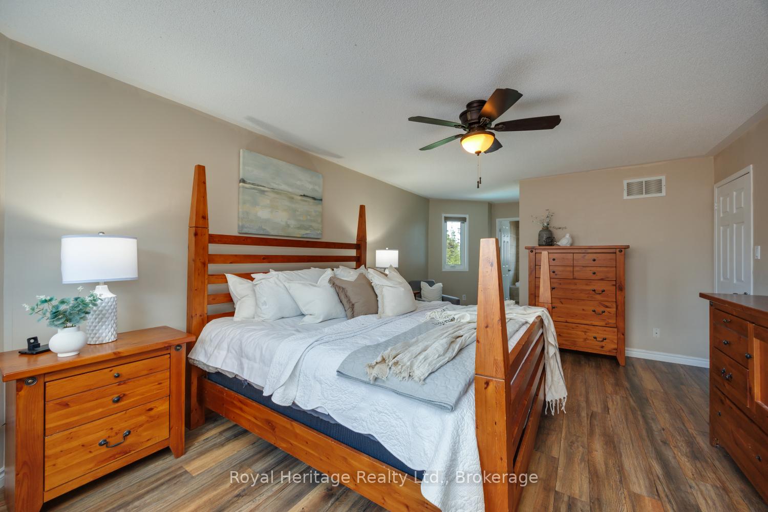 Photo 27 of 16 Donald Wilson Street, Whitby, Rolling Acres — HOMEH