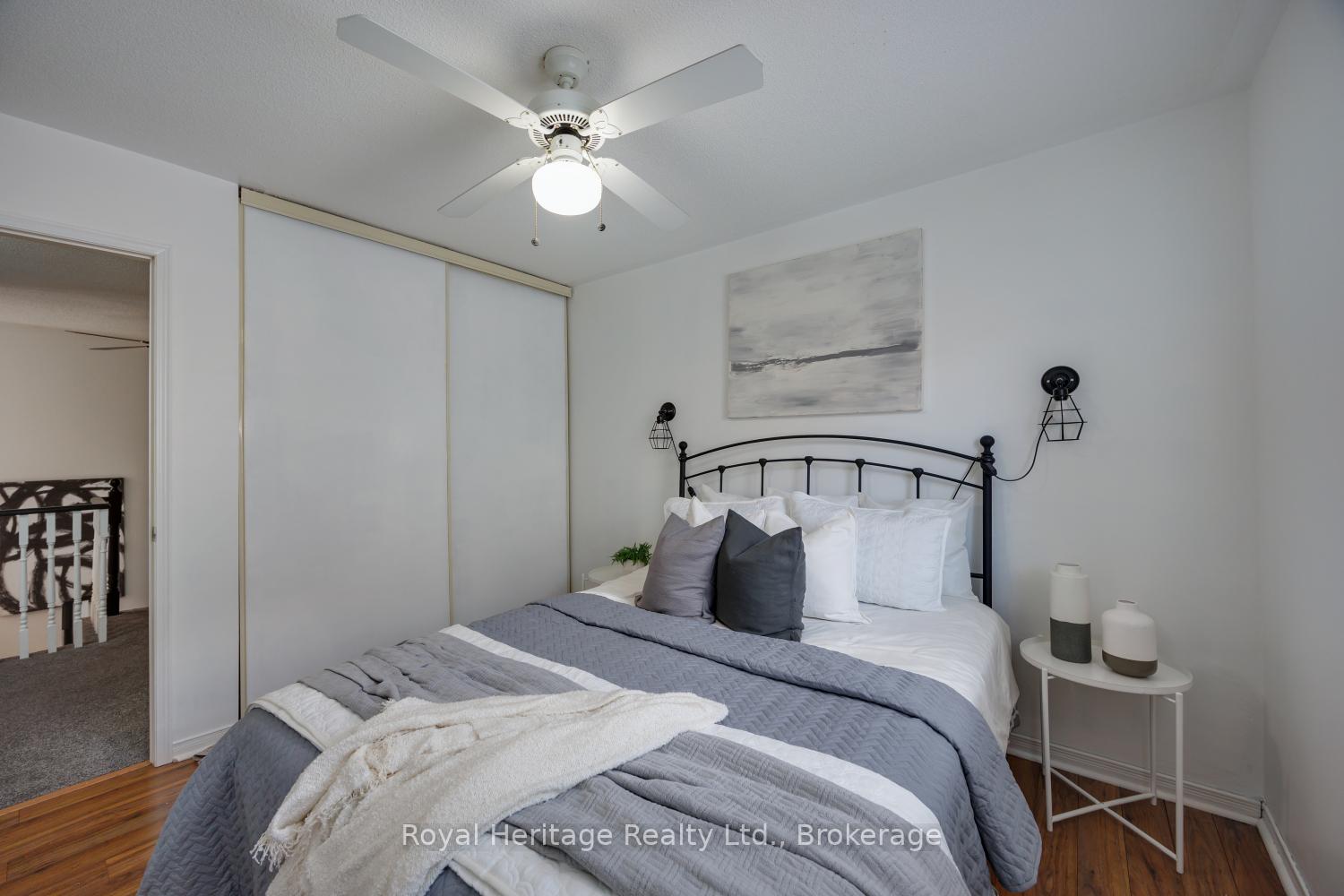 Photo 31 of 16 Donald Wilson Street, Whitby, Rolling Acres — HOMEH