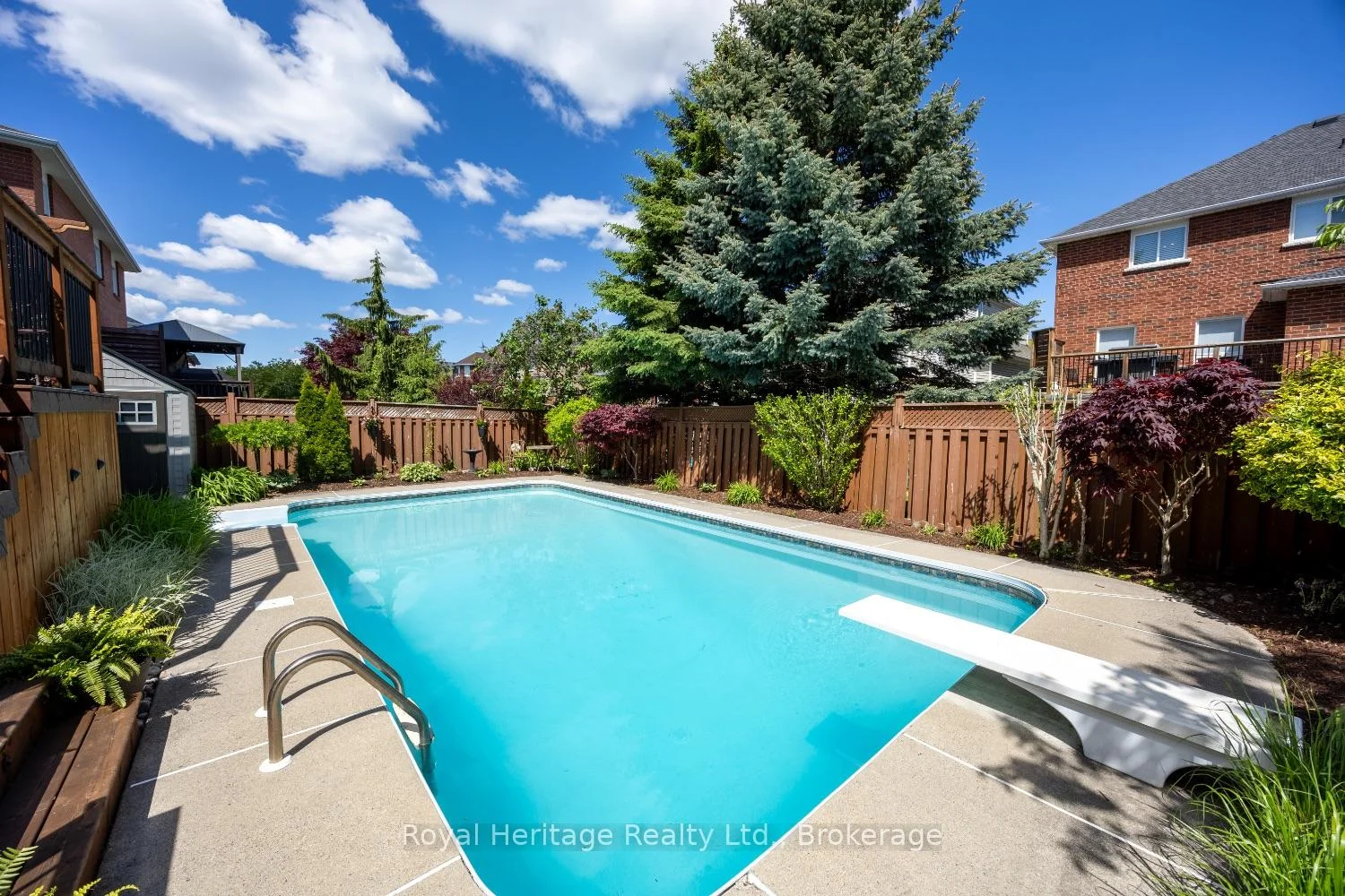 Photo 56 of 16 Donald Wilson Street, Whitby, Rolling Acres — HOMEH