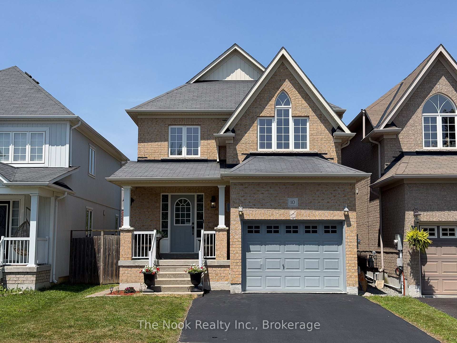 Photo 3 of 10 Broome Avenue, Clarington, Courtice — HOMEH