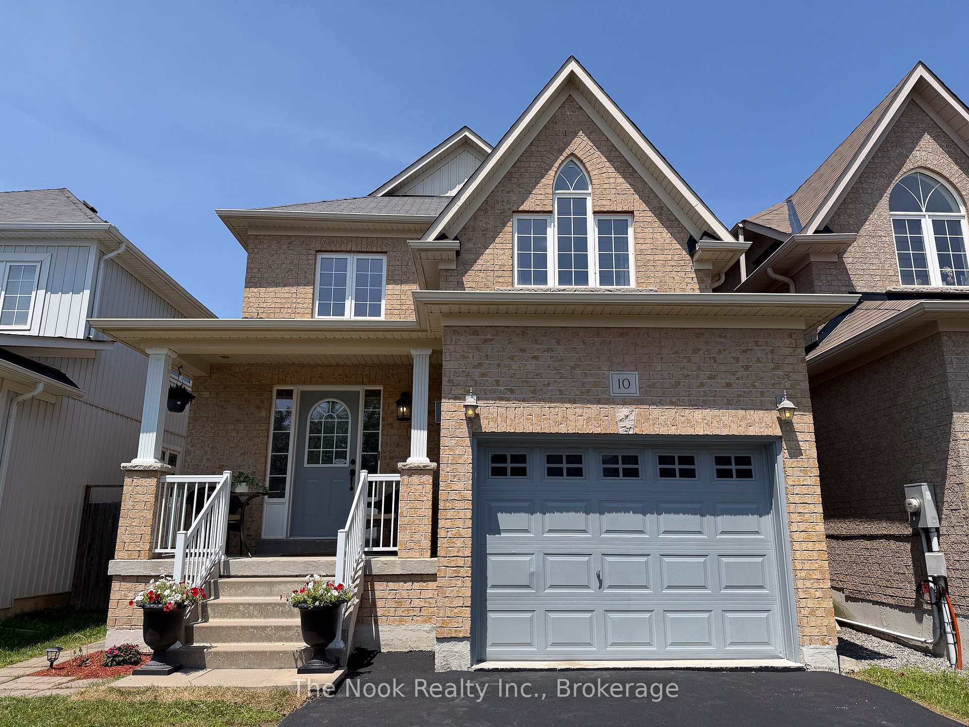 Photo 5 of 10 Broome Avenue, Clarington, Courtice — HOMEH