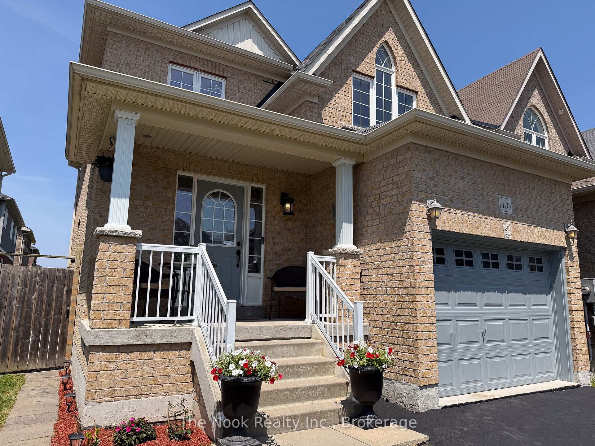 Photo 2 of 10 Broome Avenue, Clarington, Courtice — HOMEH