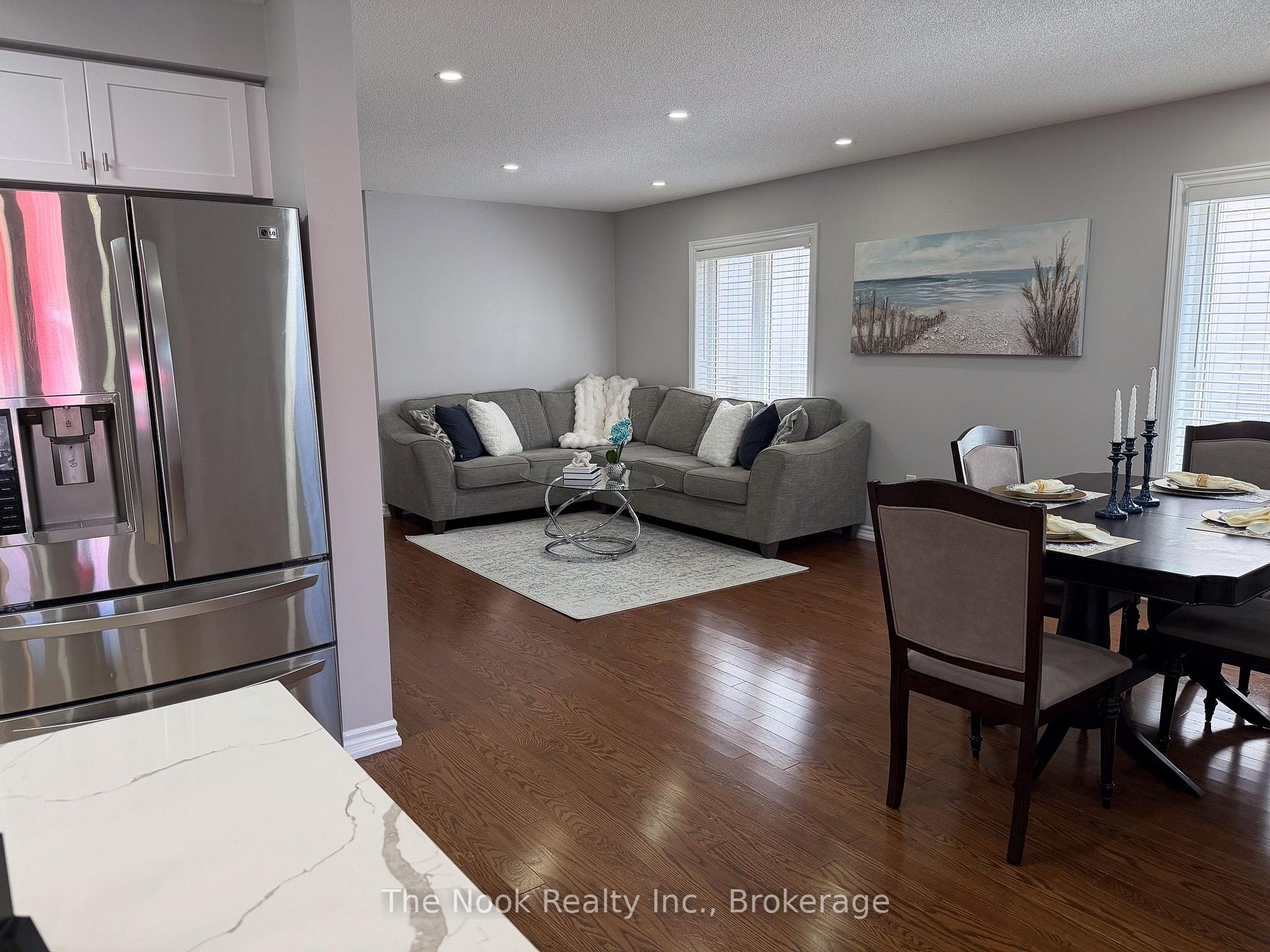 Photo 15 of 10 Broome Avenue, Clarington, Courtice — HOMEH