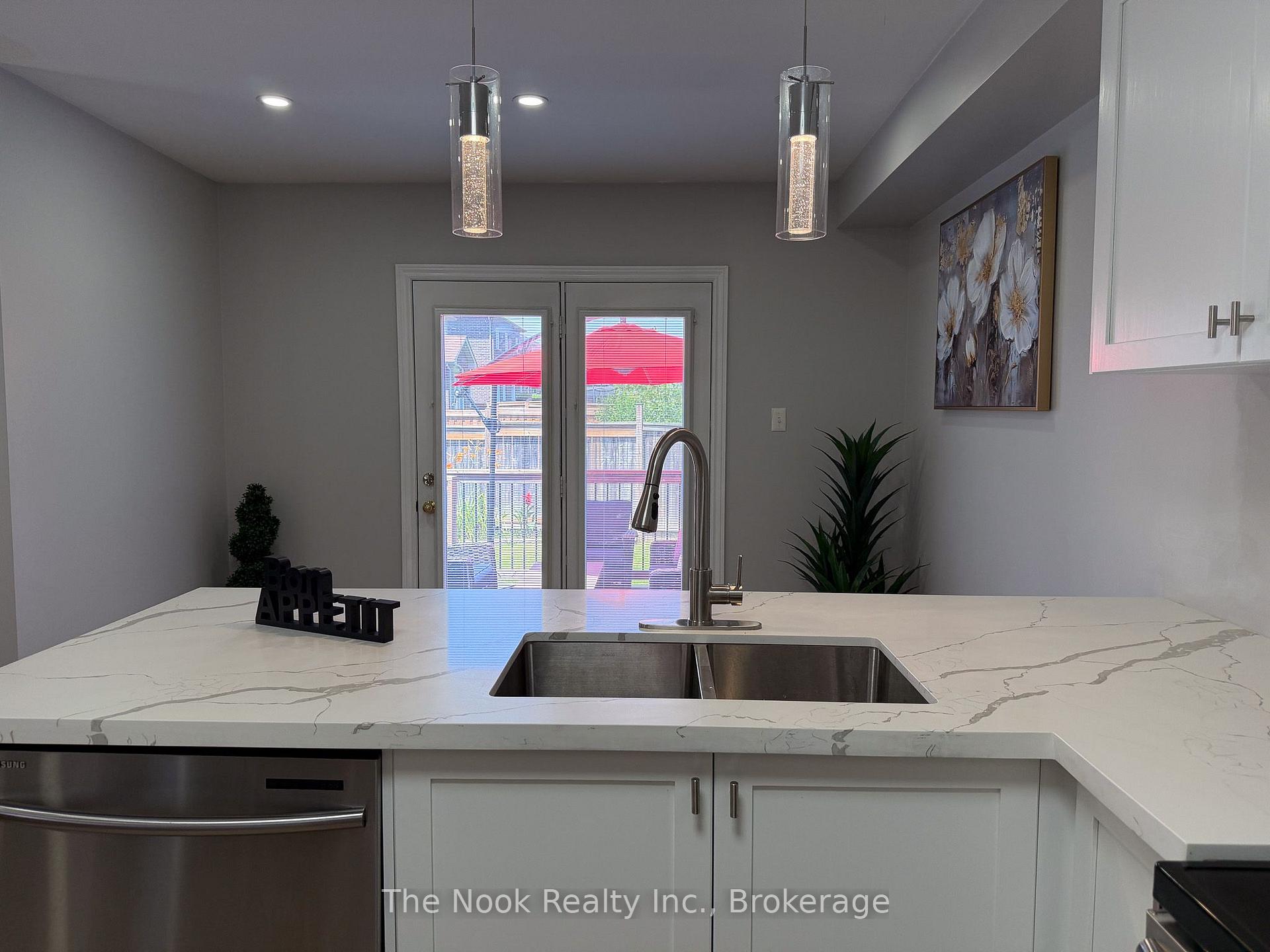 Photo 22 of 10 Broome Avenue, Clarington, Courtice — HOMEH