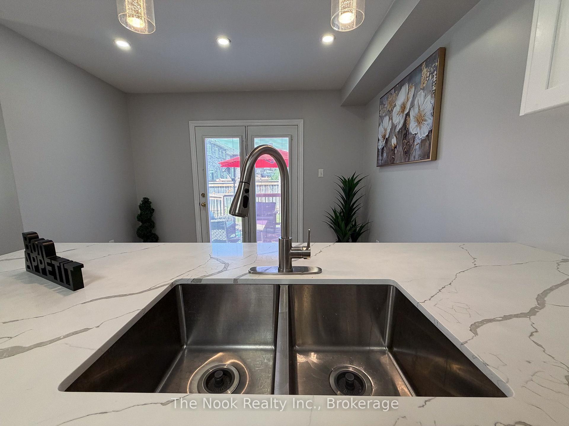Photo 23 of 10 Broome Avenue, Clarington, Courtice — HOMEH