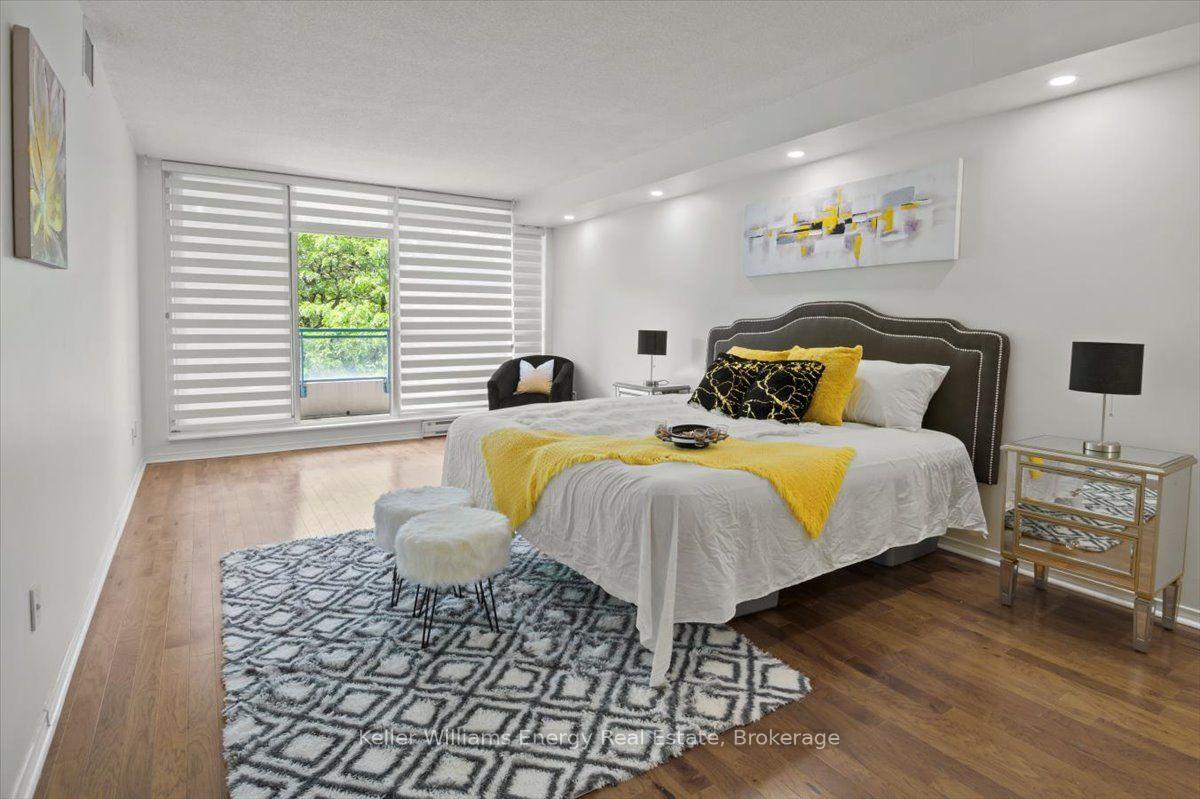 Photo 9 of Unit 312, 4727 Sheppard Avenue E, Scarborough, Agincourt South-Malvern West — HOMEH