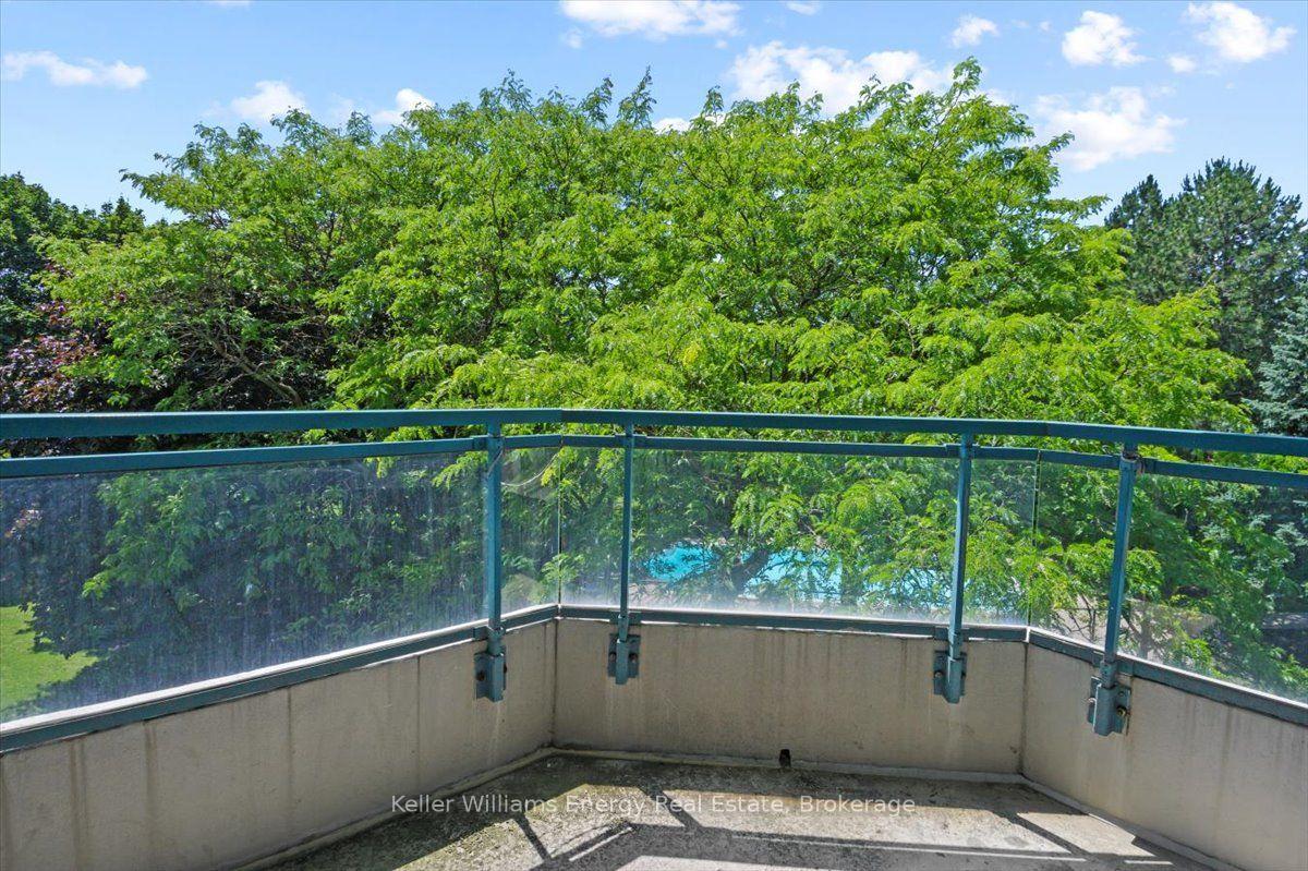 Photo 11 of Unit 312, 4727 Sheppard Avenue E, Scarborough, Agincourt South-Malvern West — HOMEH