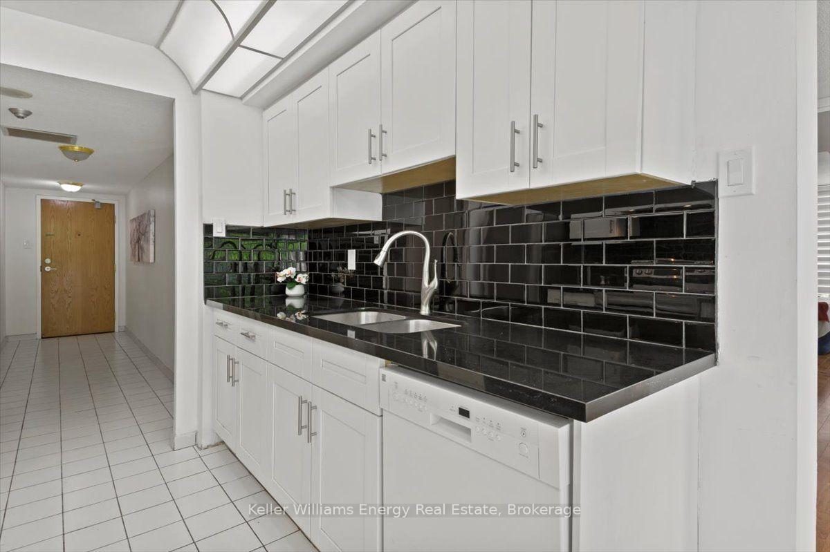 Photo 15 of Unit 312, 4727 Sheppard Avenue E, Scarborough, Agincourt South-Malvern West — HOMEH