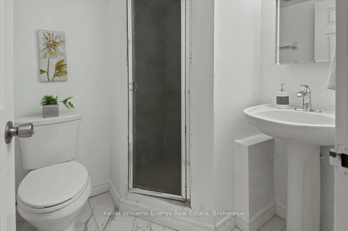 Photo 19 of Unit 312, 4727 Sheppard Avenue E, Scarborough, Agincourt South-Malvern West — HOMEH