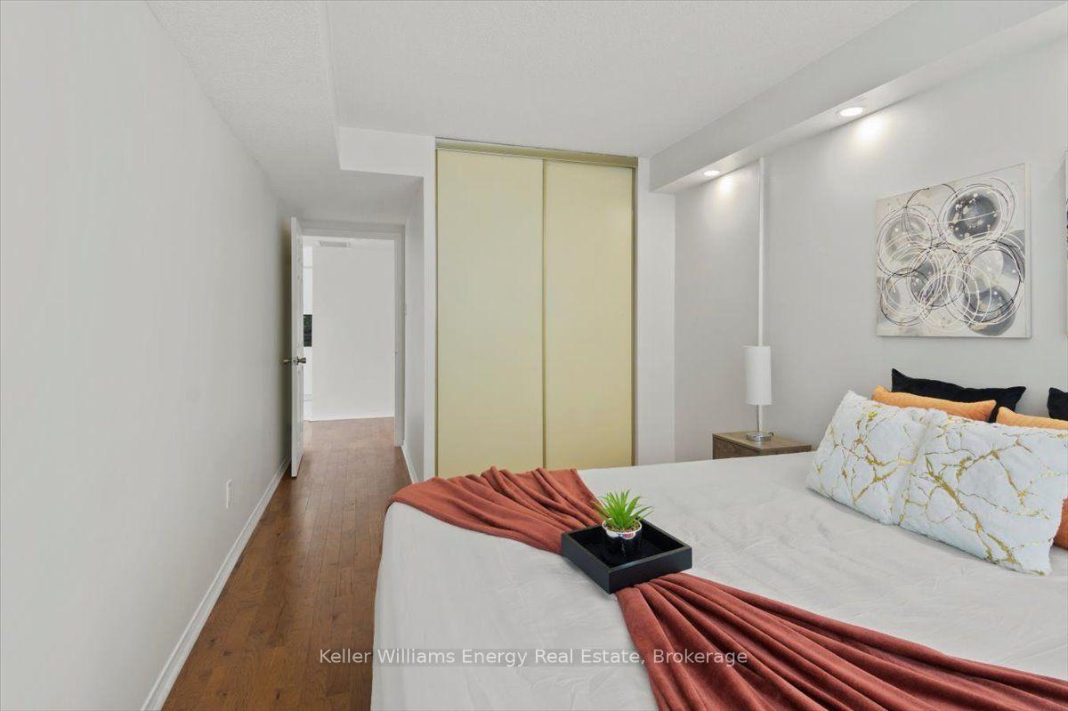 Photo 21 of Unit 312, 4727 Sheppard Avenue E, Scarborough, Agincourt South-Malvern West — HOMEH