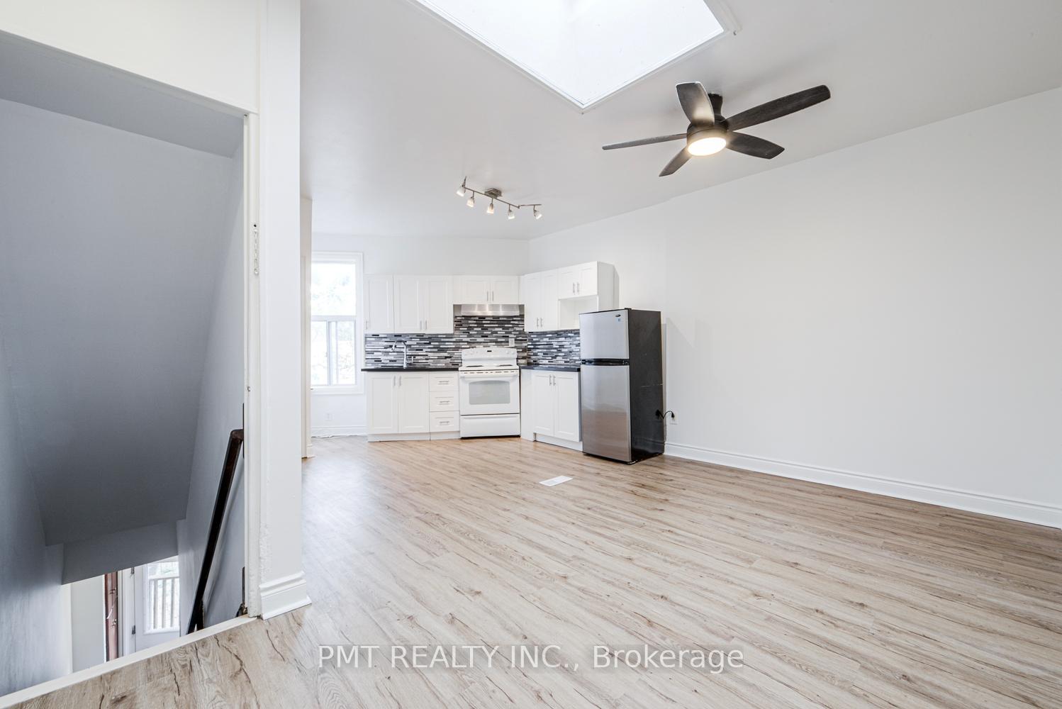 Photo 4 of Unit Upper, 2045 Davenport Road, Toronto, Weston-Pellam Park — HOMEH