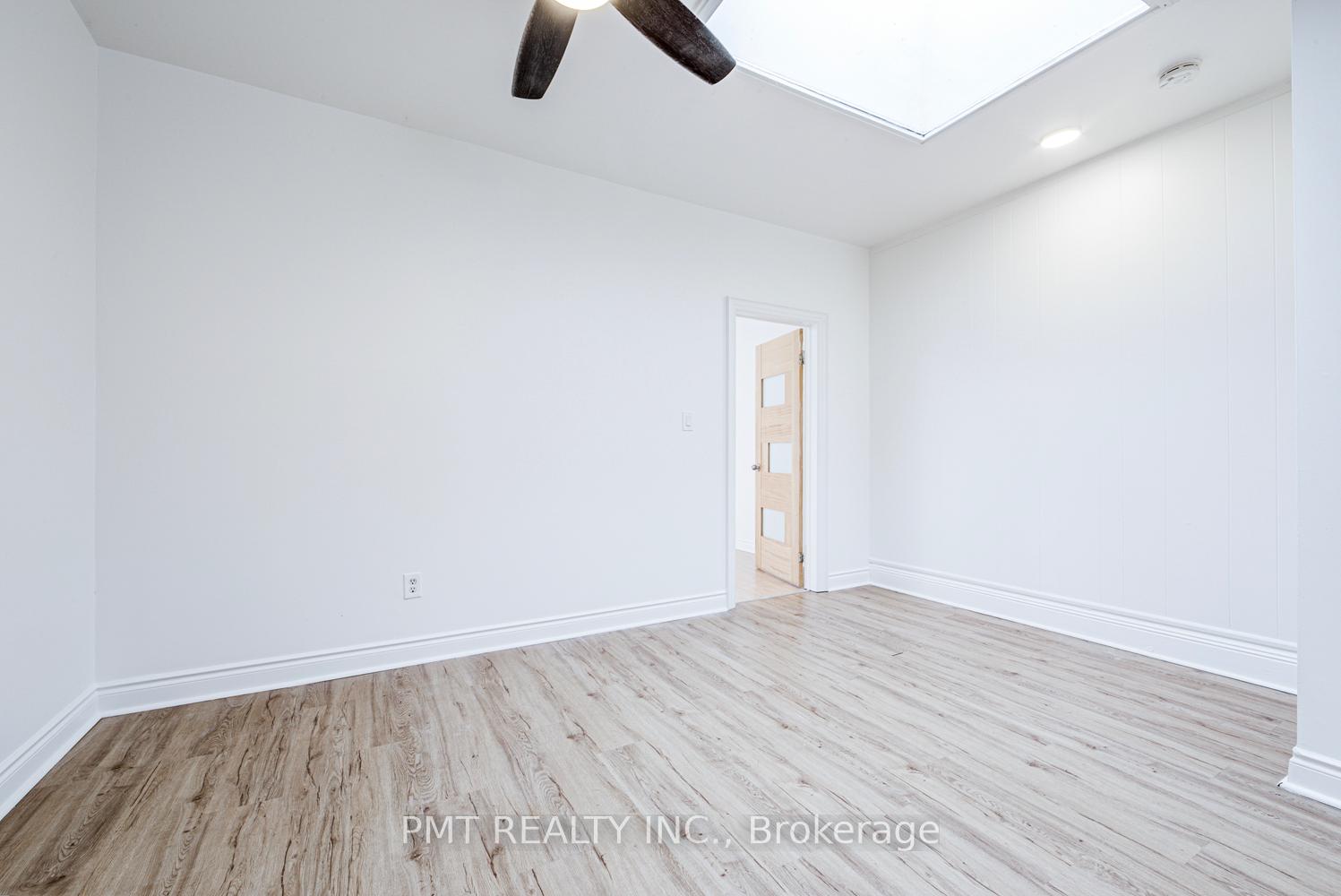 Photo 14 of Unit Upper, 2045 Davenport Road, Toronto, Weston-Pellam Park — HOMEH