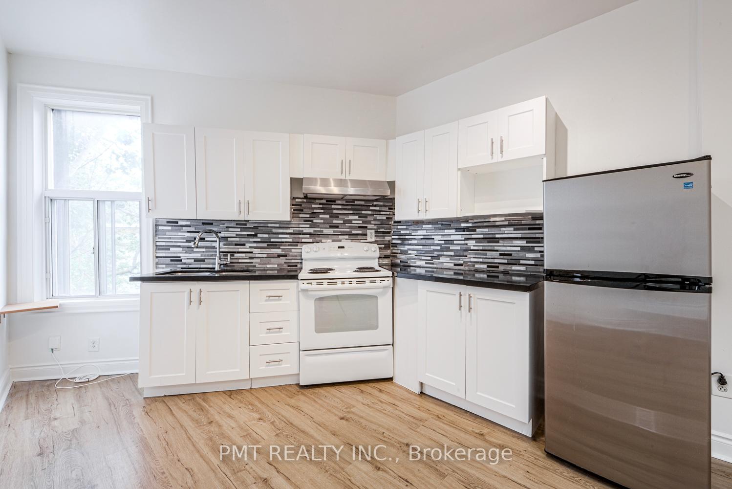 Photo 18 of Unit Upper, 2045 Davenport Road, Toronto, Weston-Pellam Park — HOMEH