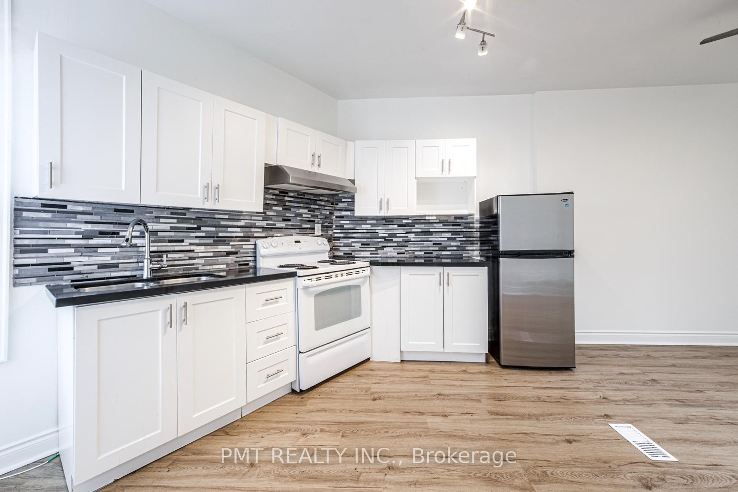 Photo 19 of Unit Upper, 2045 Davenport Road, Toronto, Weston-Pellam Park — HOMEH