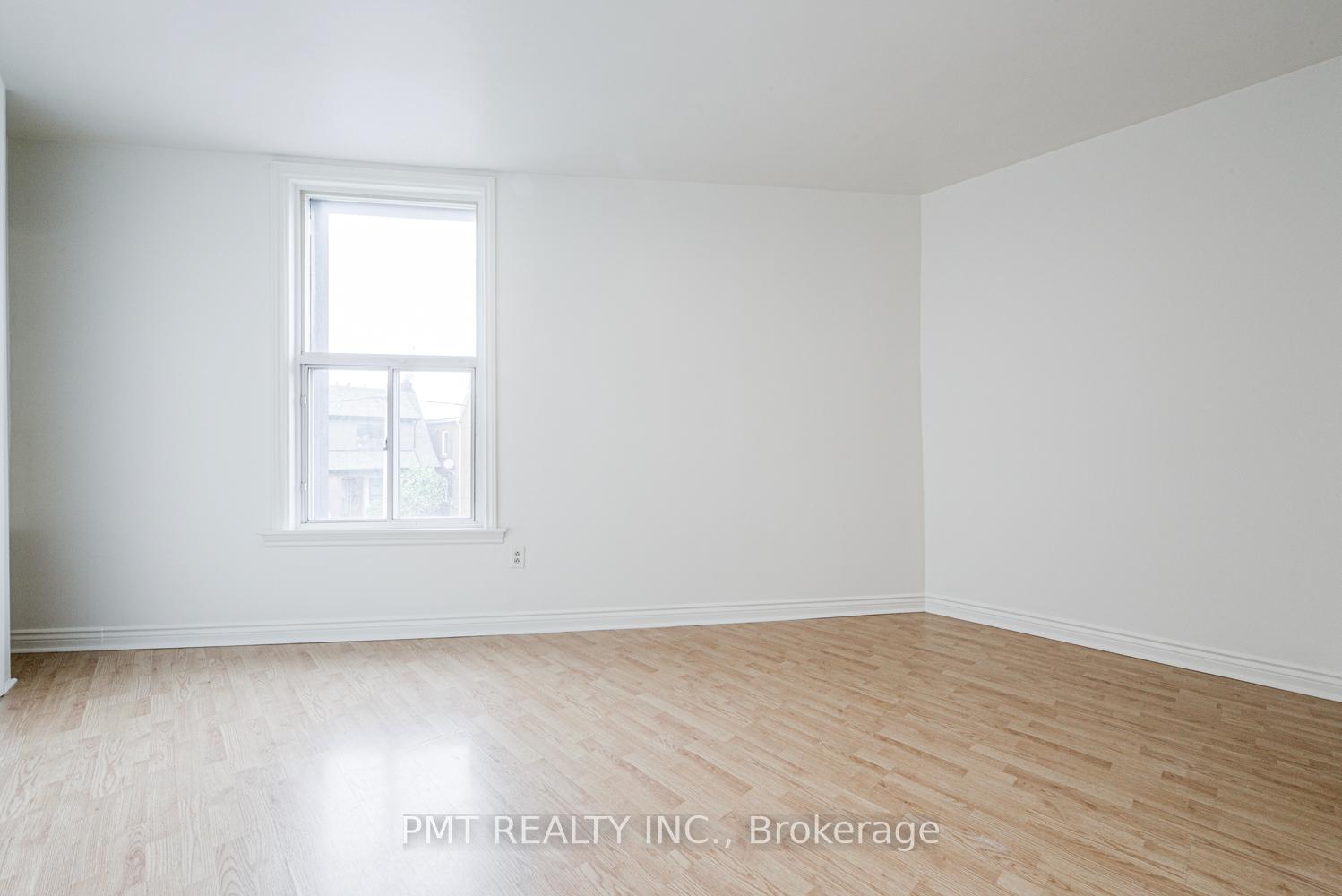 Photo 25 of Unit Upper, 2045 Davenport Road, Toronto, Weston-Pellam Park — HOMEH