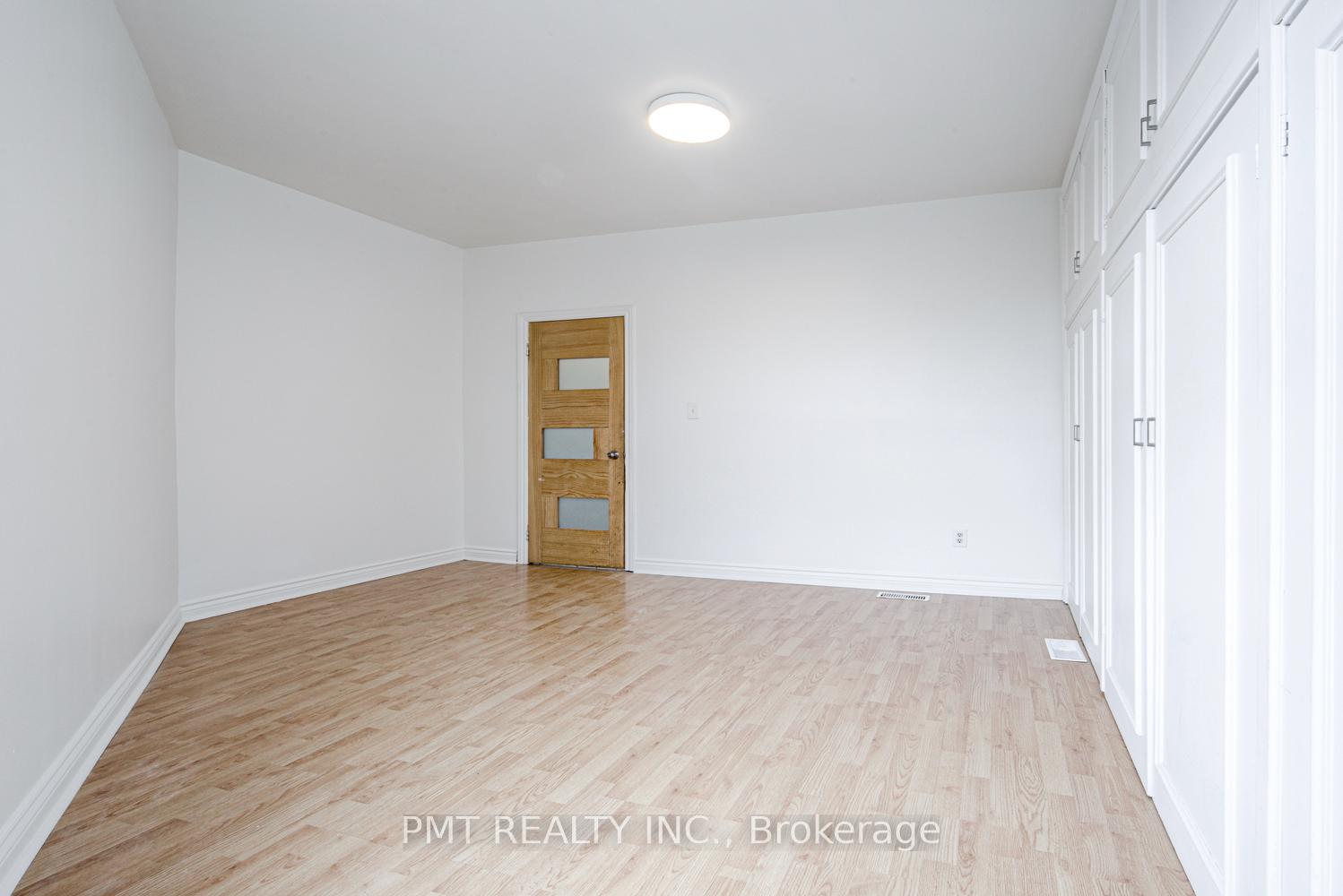 Photo 26 of Unit Upper, 2045 Davenport Road, Toronto, Weston-Pellam Park — HOMEH