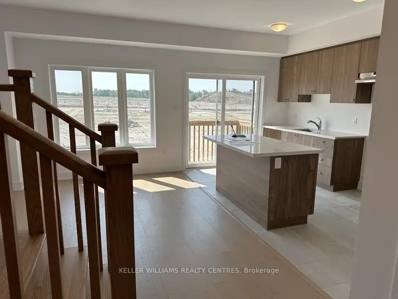 Photo 4 of 49 Gateway Drive, Barrie, Rural Barrie Southeast — HOMEH