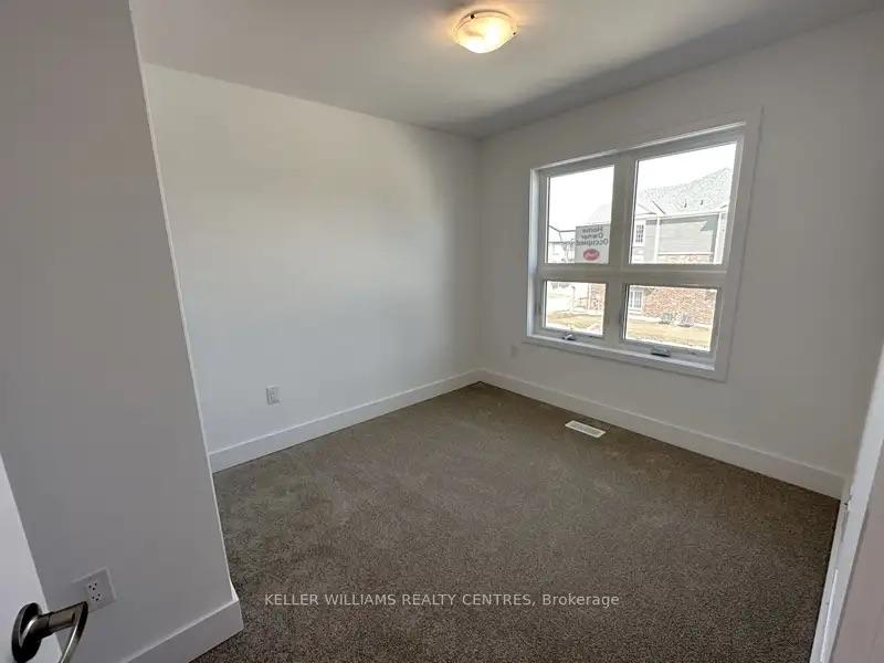 Photo 19 of 49 Gateway Drive, Barrie, Rural Barrie Southeast — HOMEH