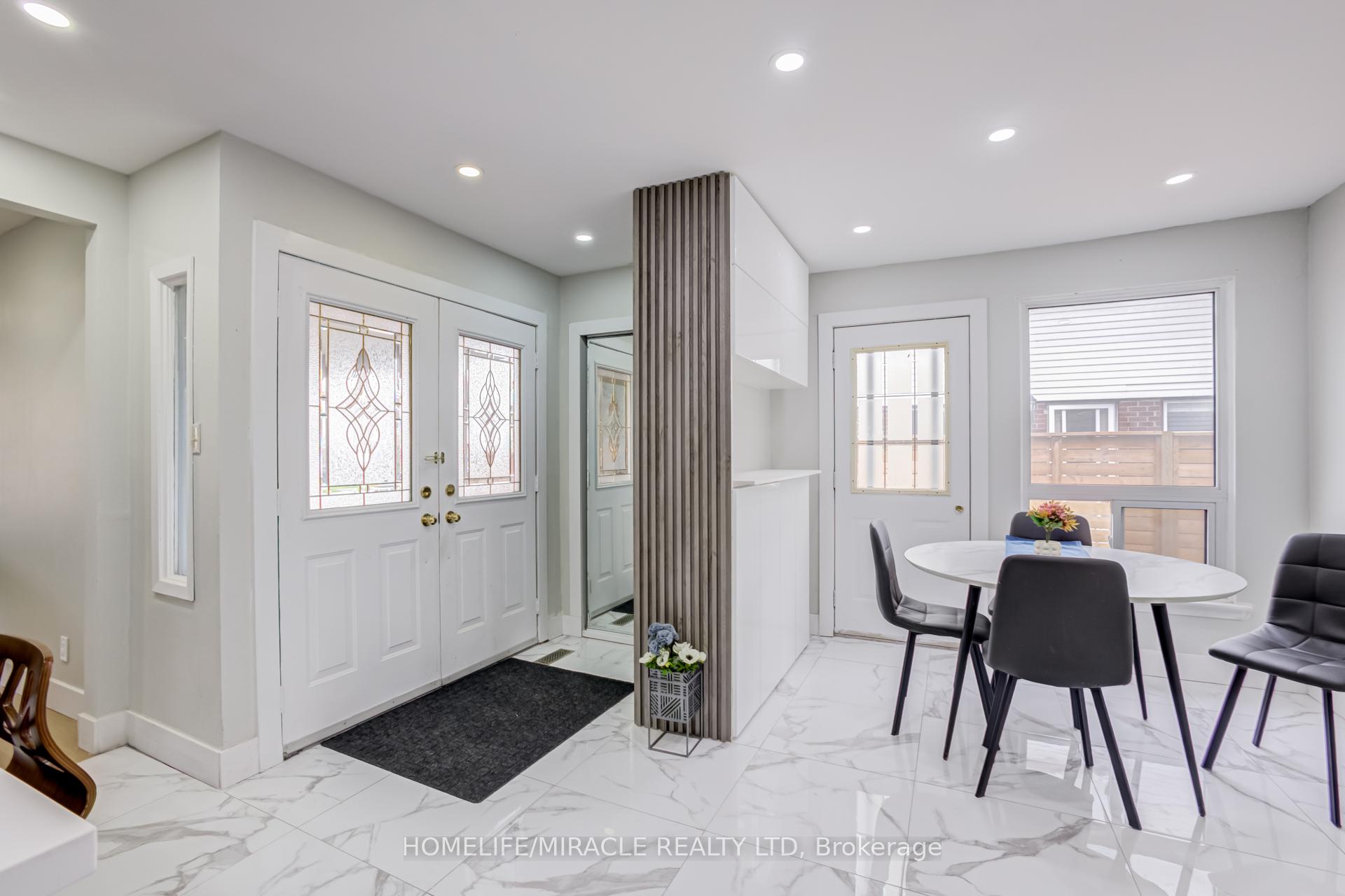 Photo 7 of 122 Ormond Drive, Oshawa, Samac — HOMEH