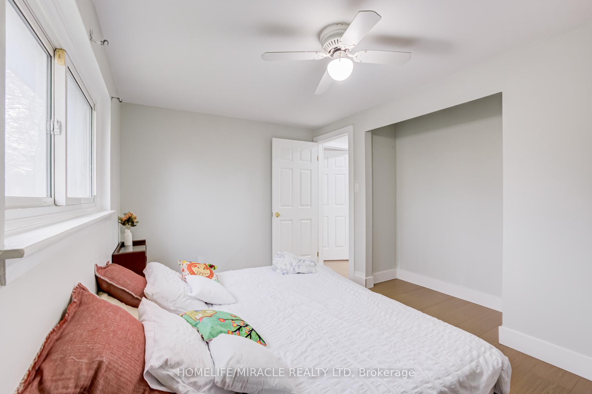 Photo 24 of 122 Ormond Drive, Oshawa, Samac — HOMEH