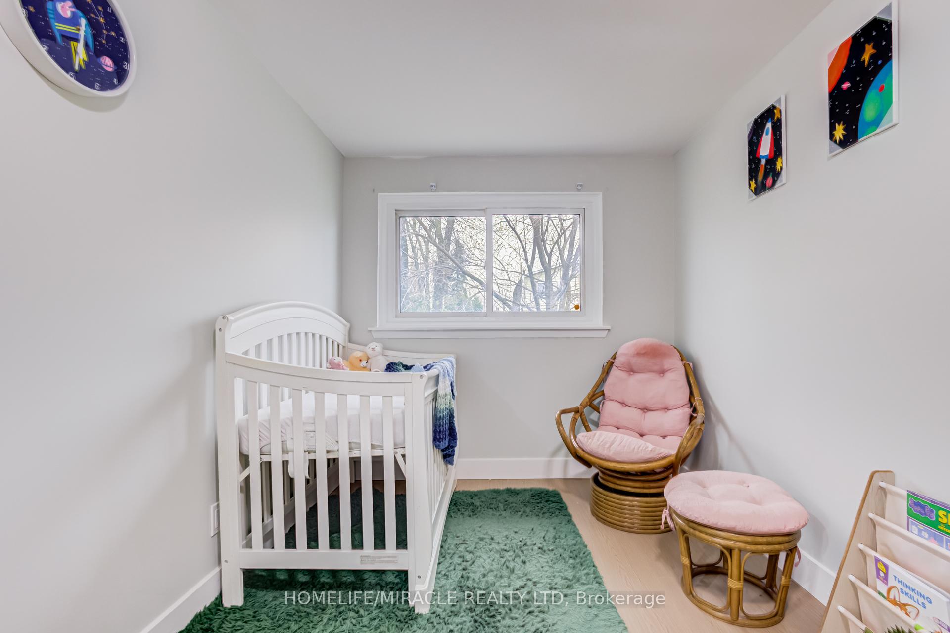 Photo 25 of 122 Ormond Drive, Oshawa, Samac — HOMEH
