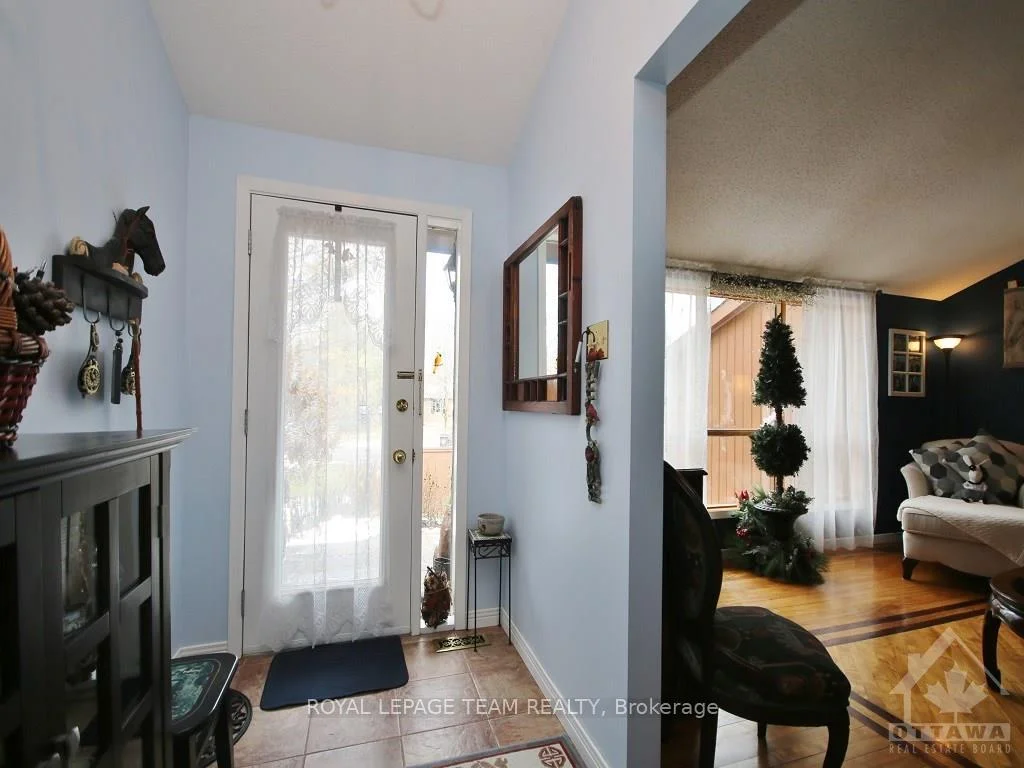 Photo 9 of 1663 Christina Crescent, North Dundas, North Dundas (Mountain) Twp — HOMEH