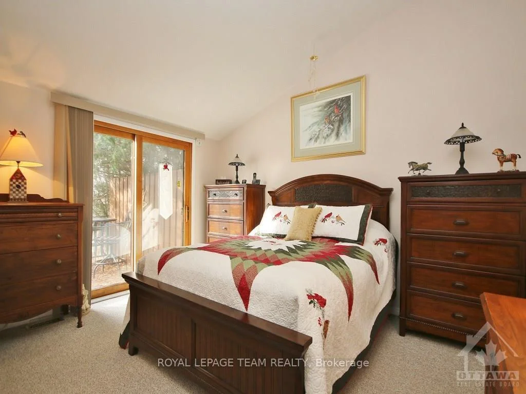 Photo 19 of 1663 Christina Crescent, North Dundas, North Dundas (Mountain) Twp — HOMEH